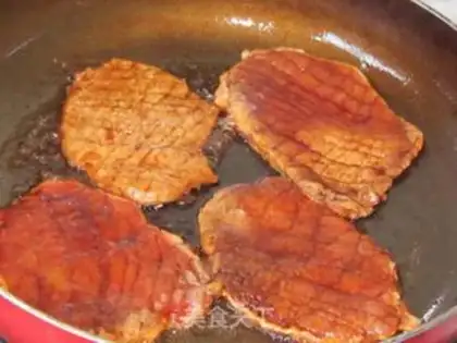 Make Braised steaks and fragrant dried meat step 8