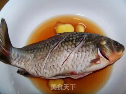 Make Secret hot and sour carp step 2