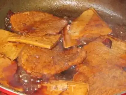 Make Braised steaks and fragrant dried meat step 12