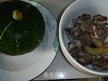 Make Stewed ribs with golden melon and southern milk step 0