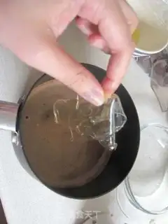 Make chocolate mousse step 4