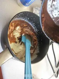 Make chocolate mousse step 6