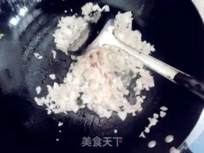 Make fried noodles step 16