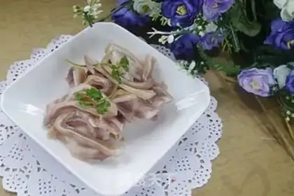 Make Bad pig ears step 7