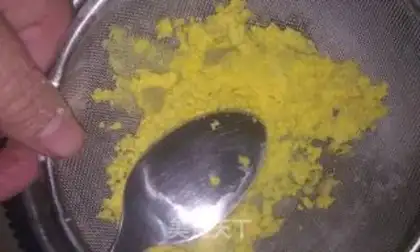 Make Electric pancake biscuit step 4