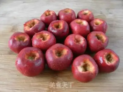 Make Red fruit crisp pear soup step 1