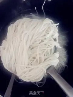 Make fried noodles step 24
