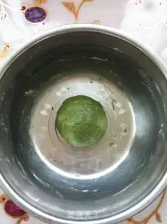 Make Matcha Red Bean Crispy step 3