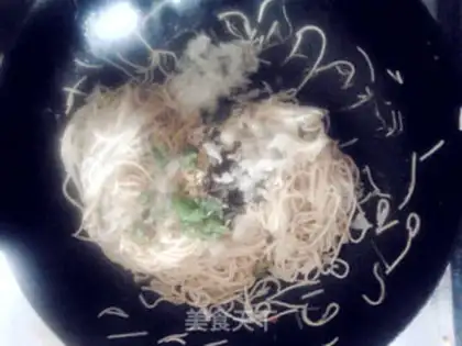 Make fried noodles step 27