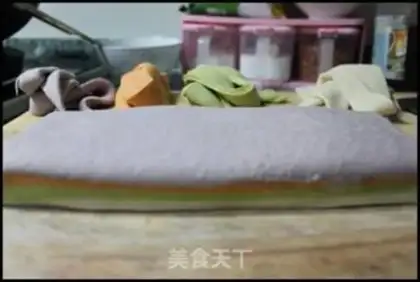 Make Colorful Butterfly Noodles step 4