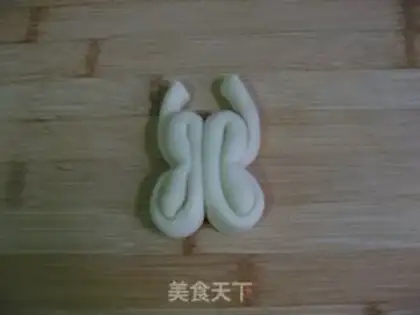 Make Sausage rolls, butterfly rolls, step 6