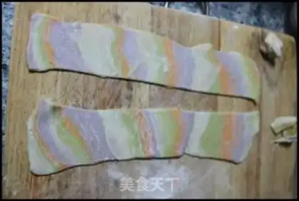 Make Colorful Butterfly Noodles step 7