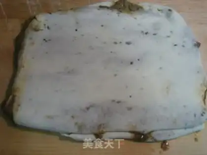 Make Thousand layer sesame paste cake step 12