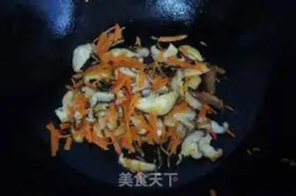 Make Fried rice with carrot and green vegetables step 3
