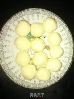 Make milk-flavored potato meatballs step 8