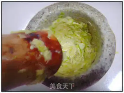 Make cold cucumber step 1
