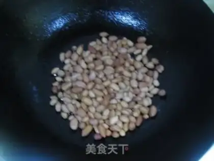 Make Old vinegar peanuts step 1