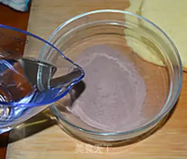 Make chocolate mousse cake step 1