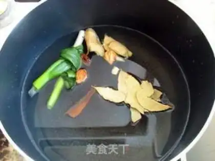Make Sauce spine step 1