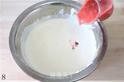 Make strawberry mousse cake step 7