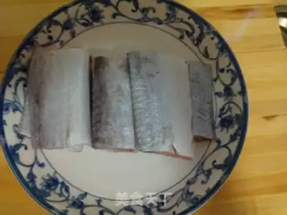Make roasted hairtail with black bean step 1