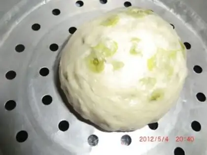 Make Yuqian steamed buns step 10