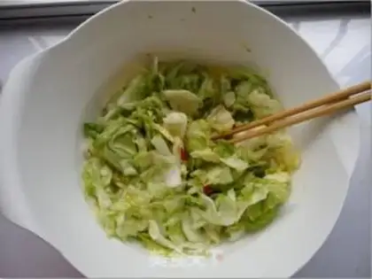 Make Hand-shredded refreshing Beijing cabbage step 5
