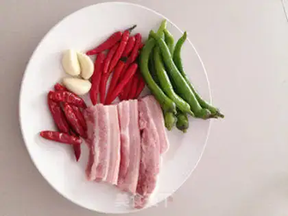 Make Farmhouse stir-fried pork step 0