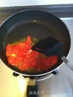 Make Udon noodles in tomato and oyster sauce step 3