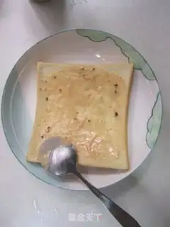 Make Egg and ham sandwich step 6