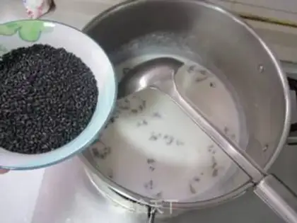 Make milk egg mash step 4