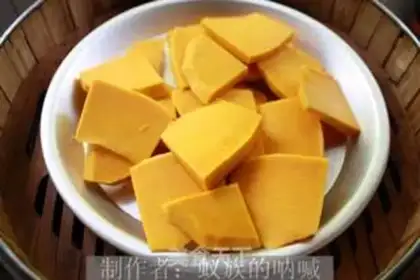 Make Shell bean paste steamed buns step 1