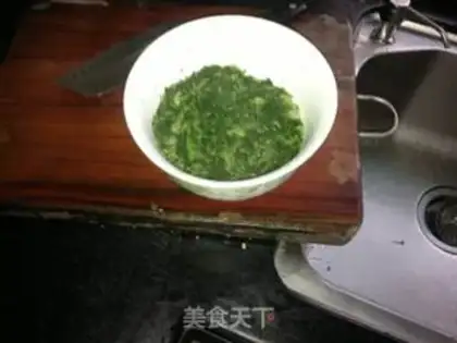 Make shredded pork with preserved vegetables step 0