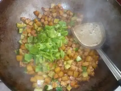 Make Sauce three dices step 11