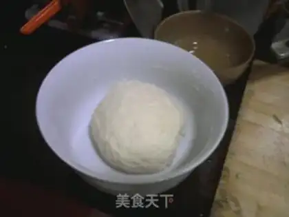 Make Fresh meat steamed buns step 3