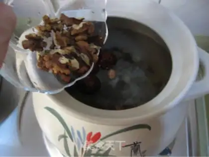 Make eight-treasure porridge step 6
