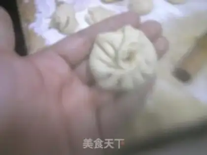 Make Fresh meat steamed buns step 5