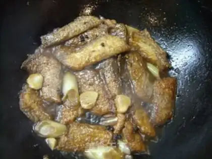 Make braised hairtail step 11