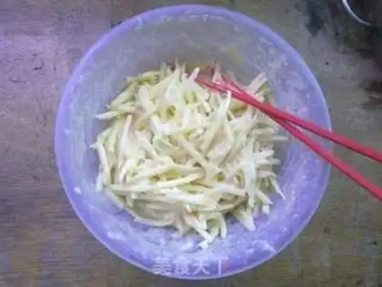 Make Pepper potato cake step 1