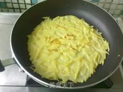 Make Pepper potato cake step 2