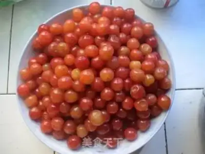 Make large-fruit strawberry jam step 3