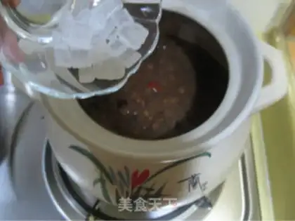 Make eight-treasure porridge step 13