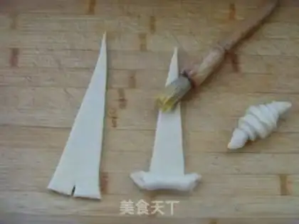 Make Danish croissants step 10