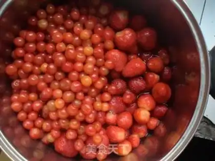 Make large-fruit strawberry jam step 5