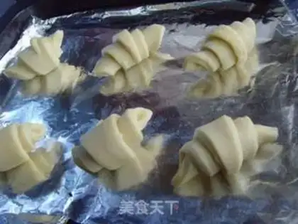Make Danish croissants step 11