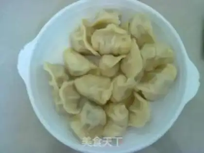 Make Dumplings stuffed with leek and pork step 5