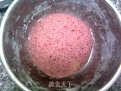 Make Red fermented steamed buns step 2