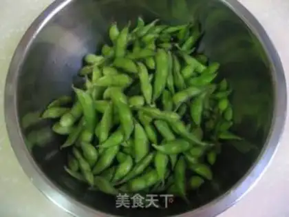 Make Spiced edamame step 0