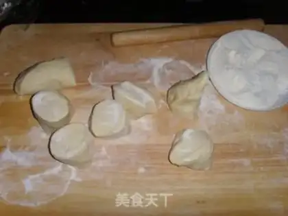 Make Jiannao steamed bun step 2