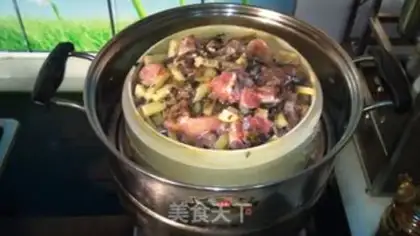 Make Steamed pork ribs with mouldy bamboo shoots step 5